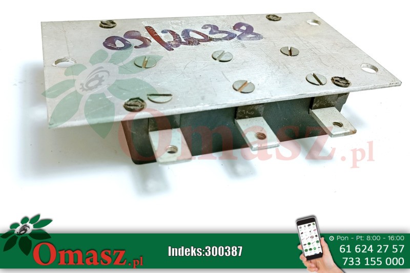 Regulator napięcia elektryczny Ursus C-330M