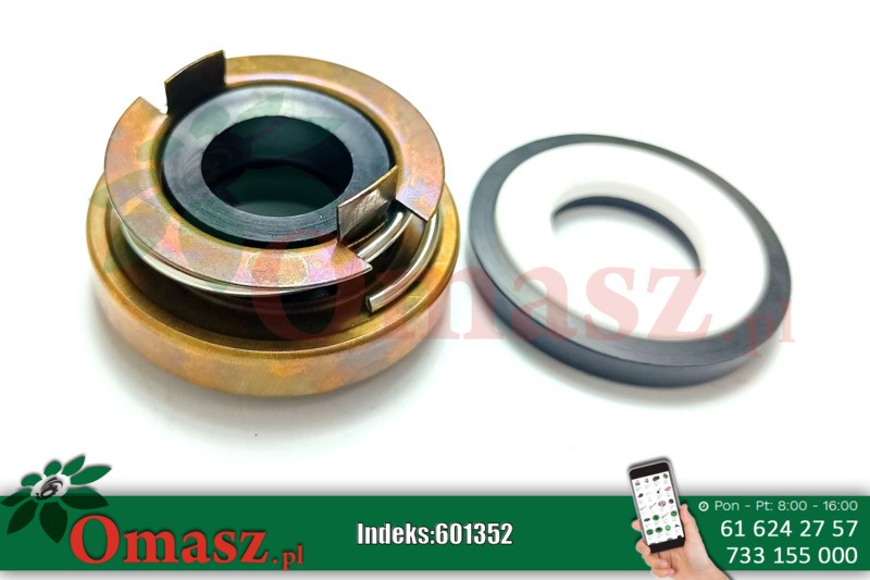Reperaturka pompy wody Ursus C-360 42083021